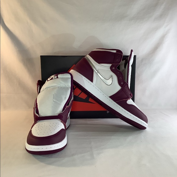 air jordan 1 retro high og bordeaux